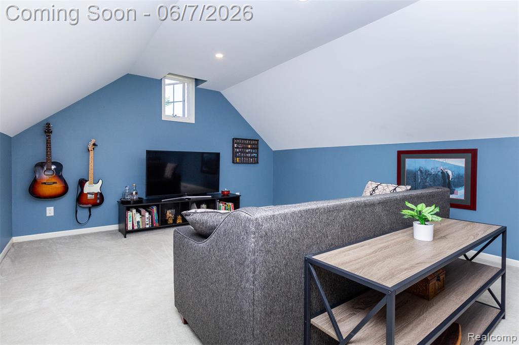 36039 Curtis Road Livonia, MI 48152 - Photo 27 of 61