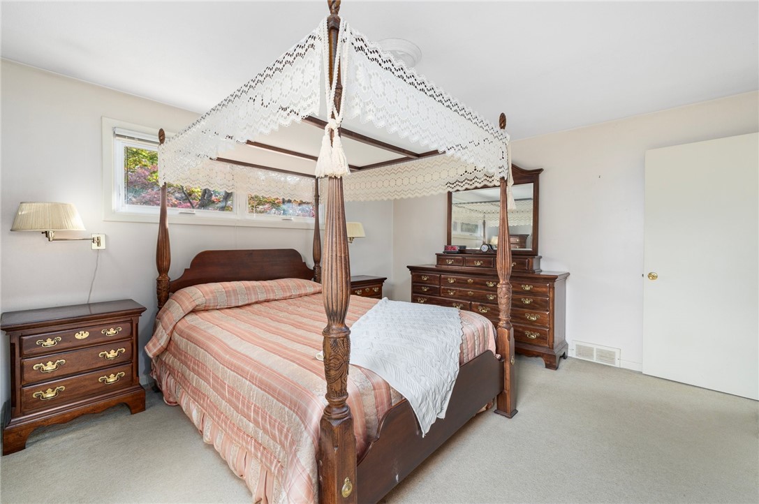 270 Boston Neck Road North Kingstown, RI 02852 - Photo 18 of 41 Gallery Image 18