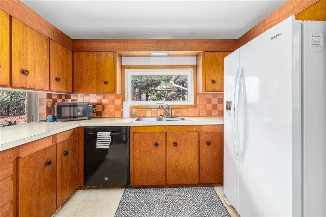 270 Boston Neck Road North Kingstown, RI 02852 - Photo 9 of 41 Gallery Image 9