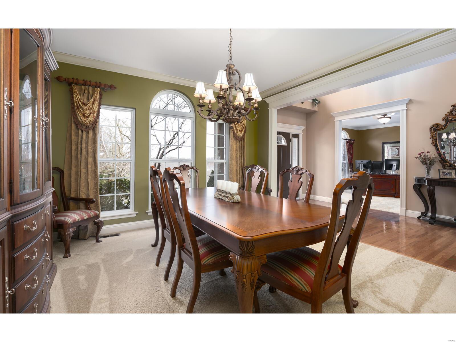 1002 Kiefer Ridge Drive Ballwin, MO 63021 - Photo 6 of 38 Gallery Image 6
