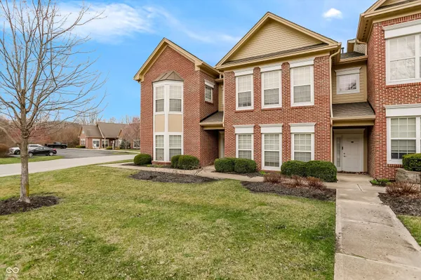 $260,000 | 1626 Lacebark Drive, Unit A, Greenwood, IN 46143