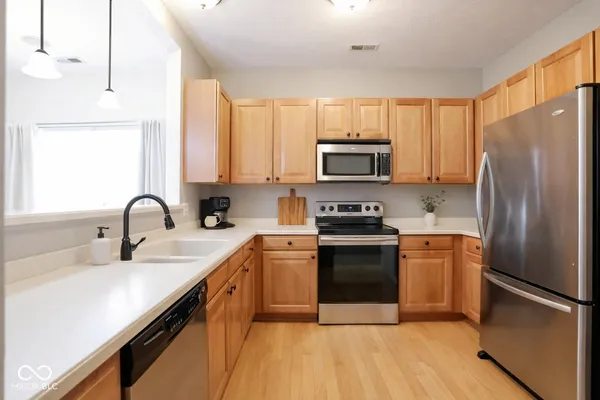 $260,000 | 1626 Lacebark Drive, Unit A, Greenwood, IN 46143