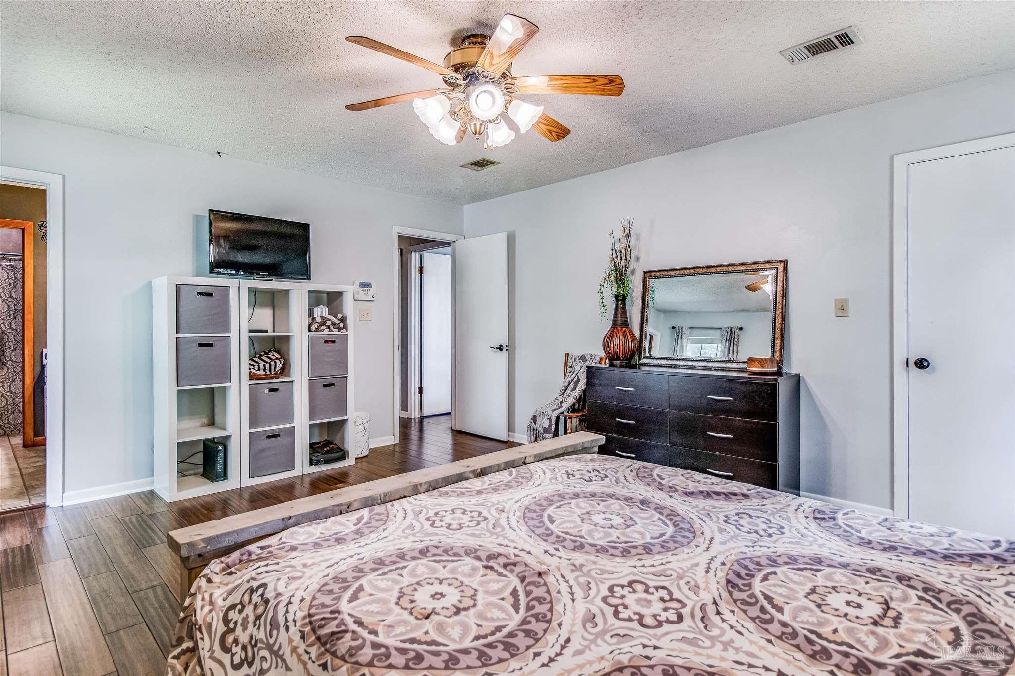 5013 Bent Tree Road Milton, FL 32583 - Photo 10 of 50 Gallery Image 10