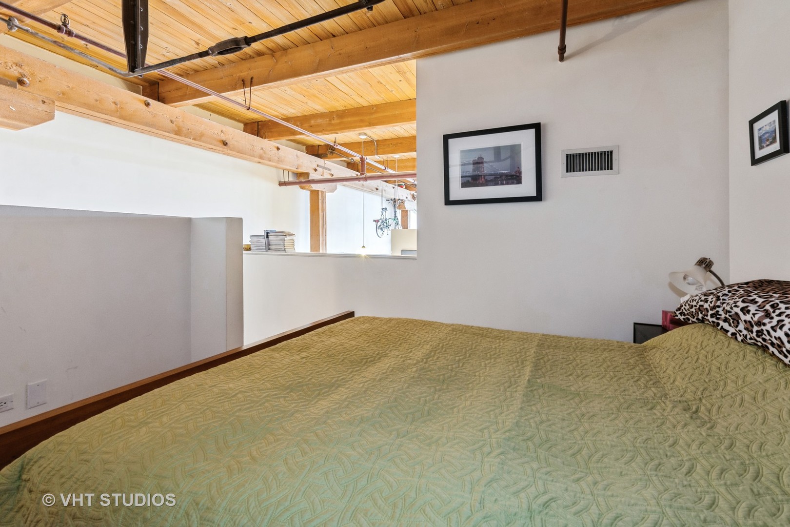 1733 West Irving Park Road, Unit 508 Chicago, IL 60613 - Photo 15 of 23 Gallery Image 15