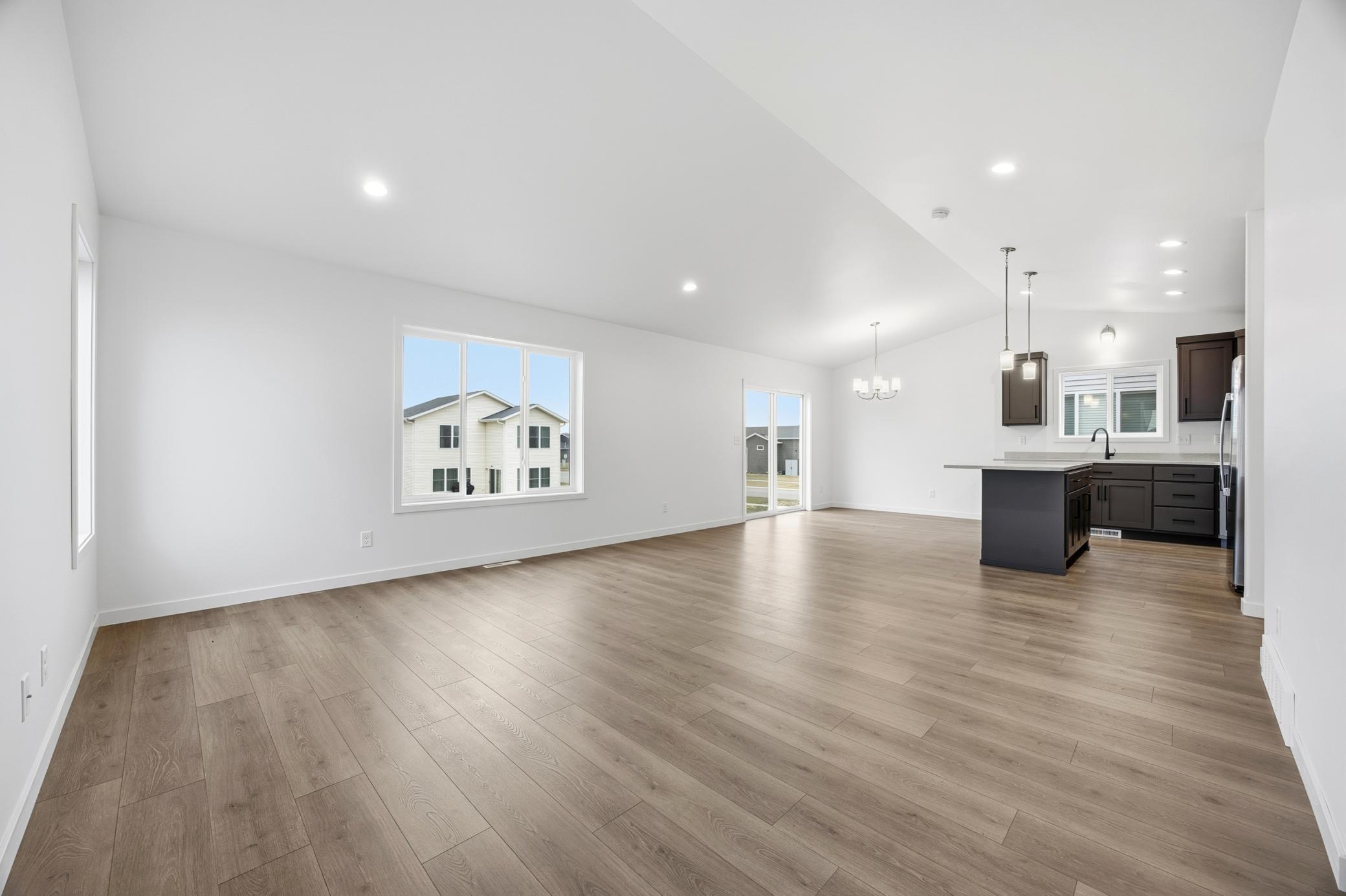 7007 Benji Lane Horace, ND 58047 - Photo 5 of 33