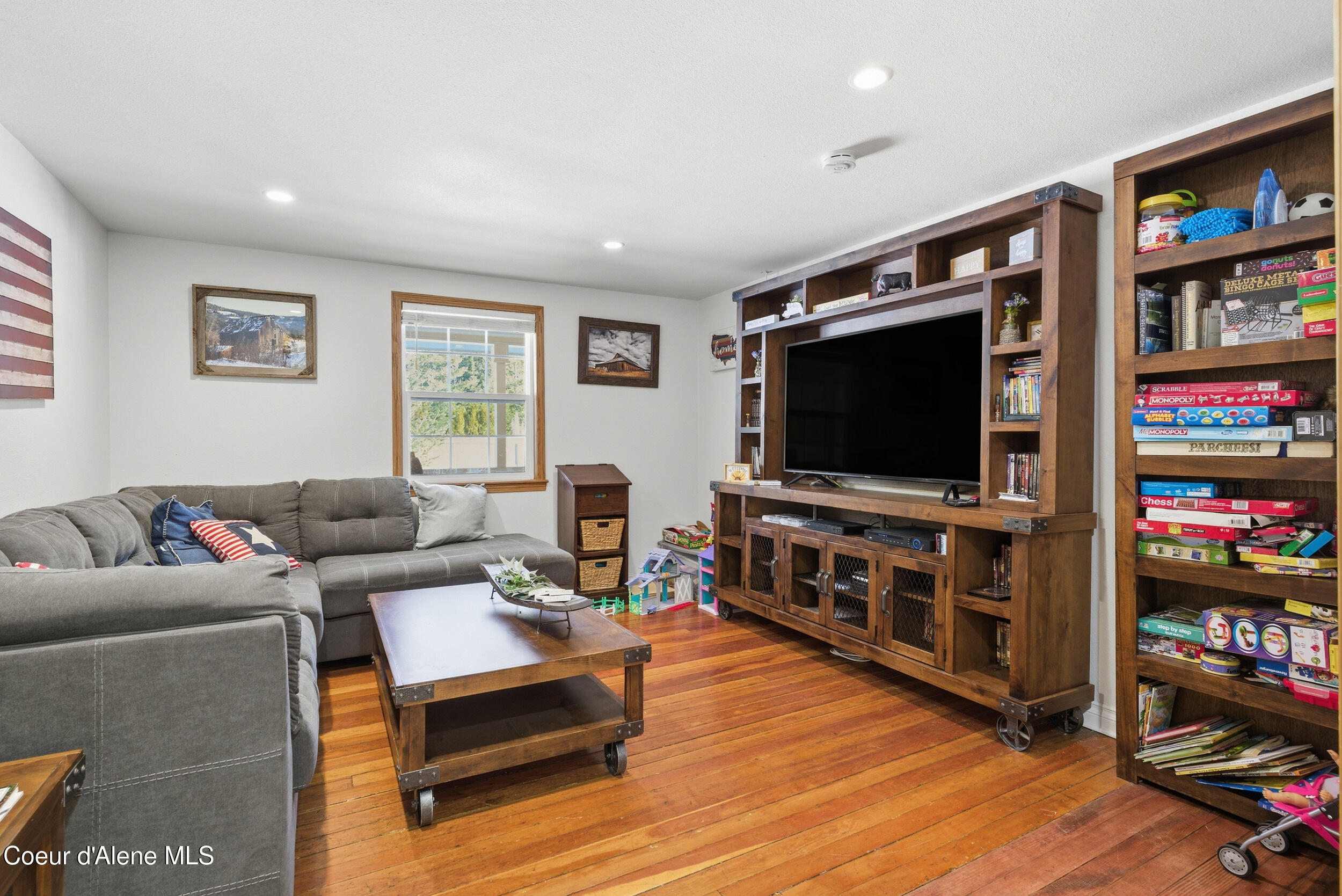 758 Meadowood Road Sandpoint, ID 83864 - Photo 13 of 73 758 Meadowood Rd. Sandpoint