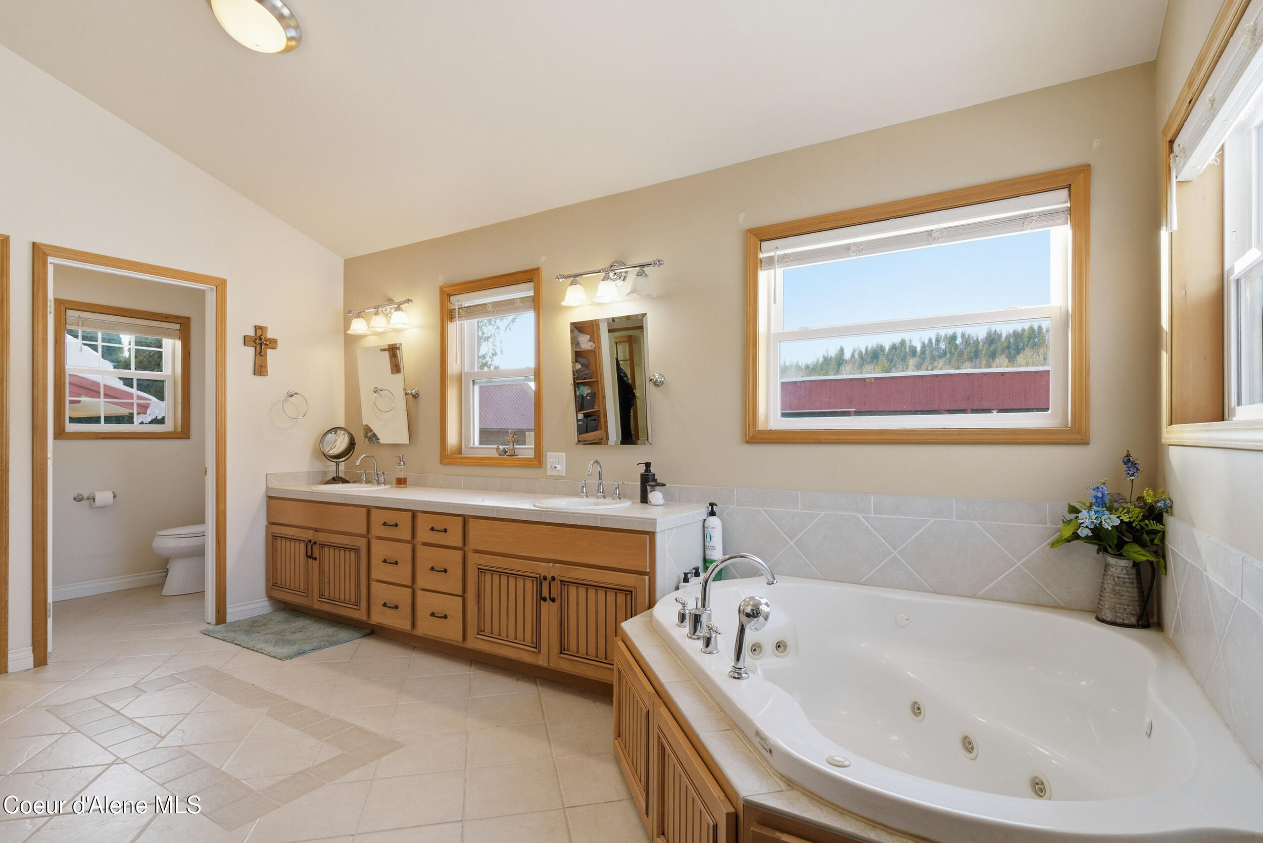 758 Meadowood Road Sandpoint, ID 83864 - Photo 19 of 73 758 Meadowood Rd. Sandpoint