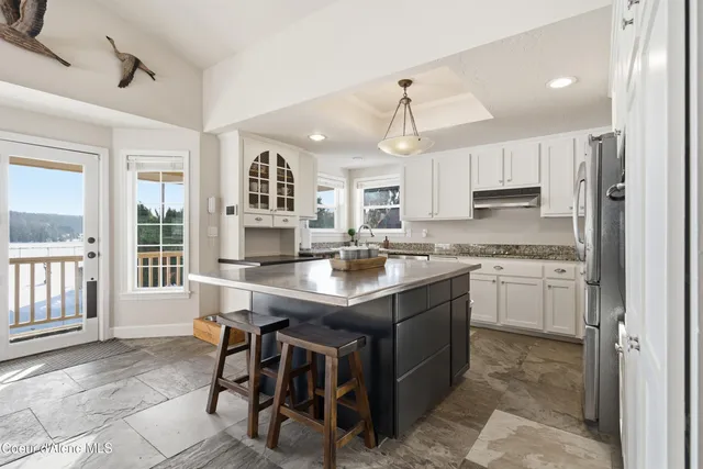 $1,395,000 | 758 Meadowood Road, Sandpoint, ID 83864