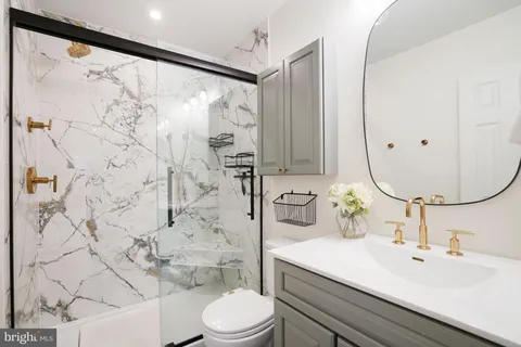 $595,000 | 7005 Leestone Street, Springfield, VA 22151