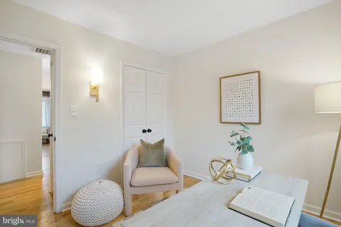 $595,000 | 7005 Leestone Street, Springfield, VA 22151