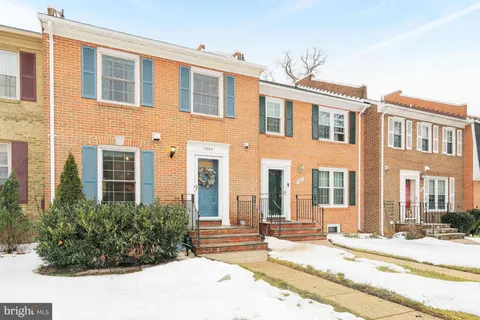 $595,000 | 7005 Leestone Street, Springfield, VA 22151