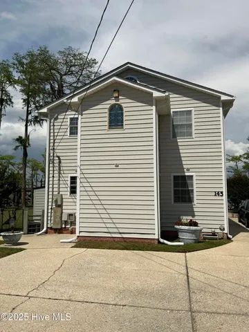 $635,000 | 145 Maple Avenue, White Lake, NC 28337