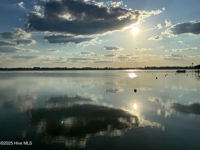 $635,000 | 145 Maple Avenue, White Lake, NC 28337