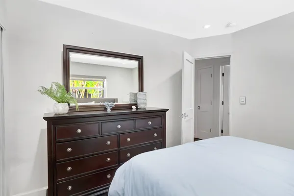 $9,900 | 855 Berkley Street, Boca Raton, FL 33487