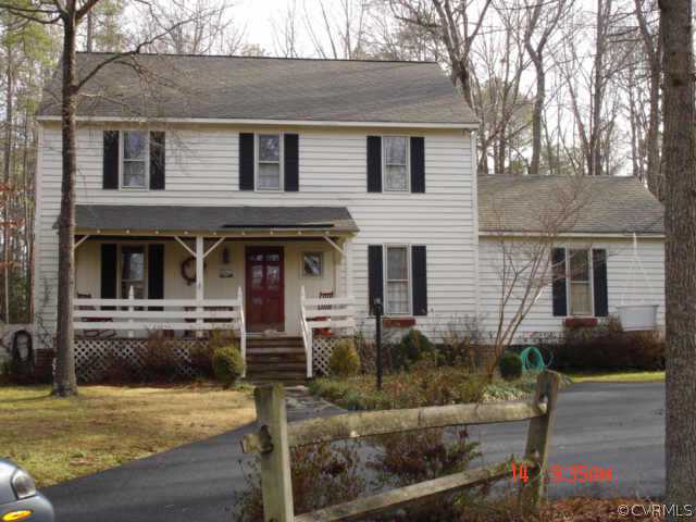 Exterior Front - Front