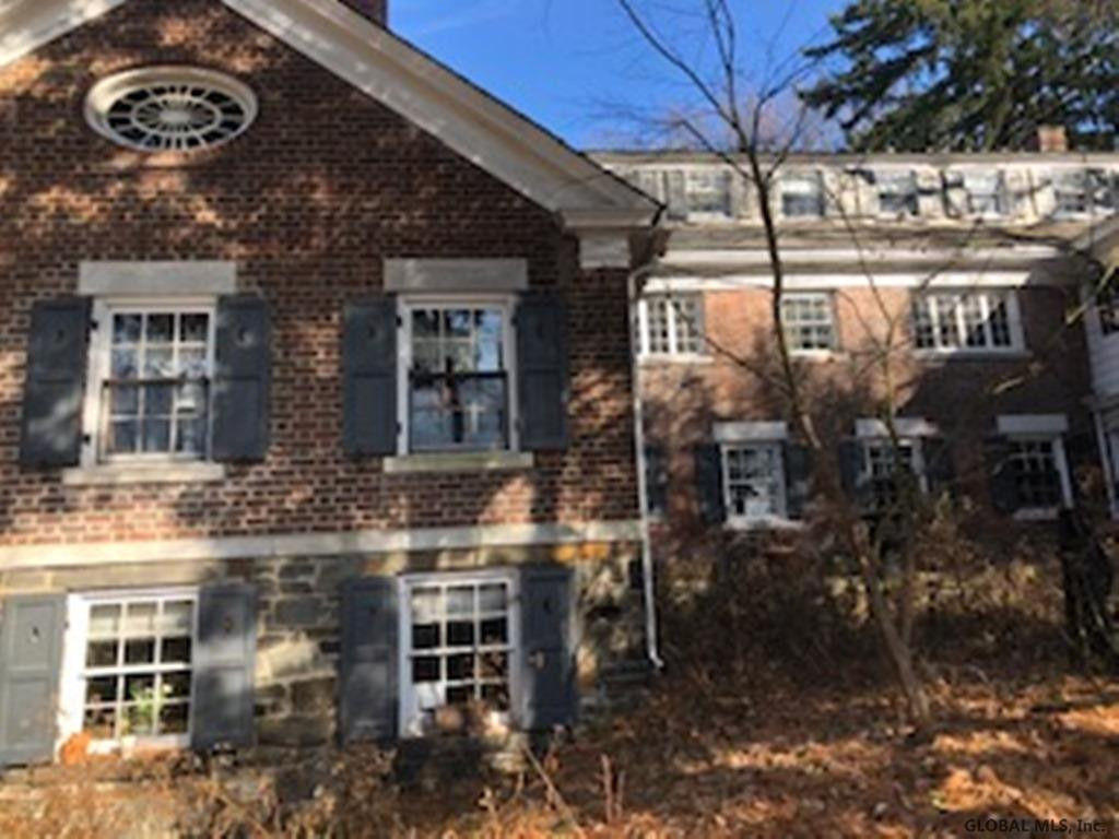 10 Westover Road Troy, NY 12180 - Photo 4 of 37 Photo 4