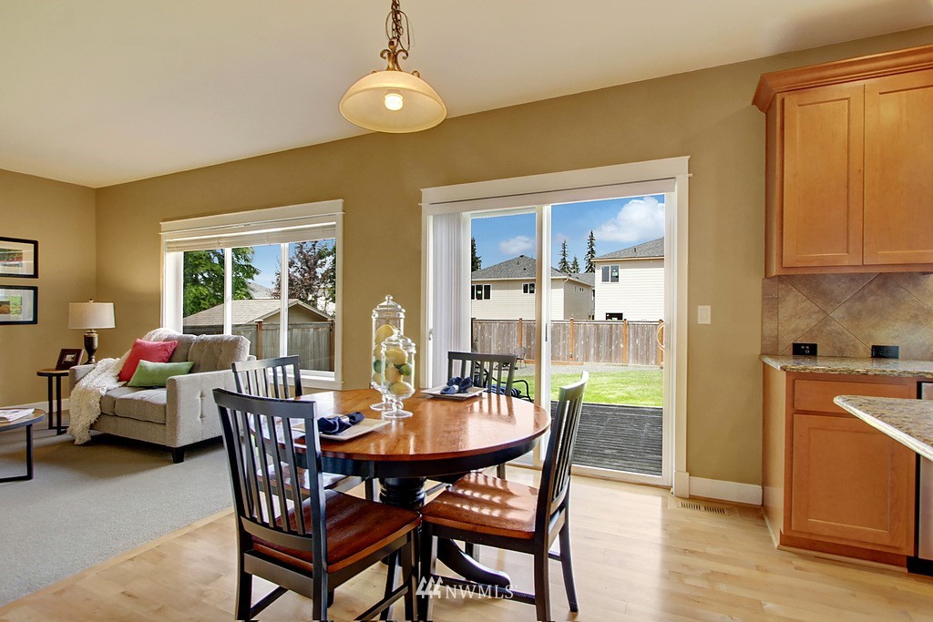 4415 216th Place Southeast Bothell, WA 98021 - Photo 7 of 20