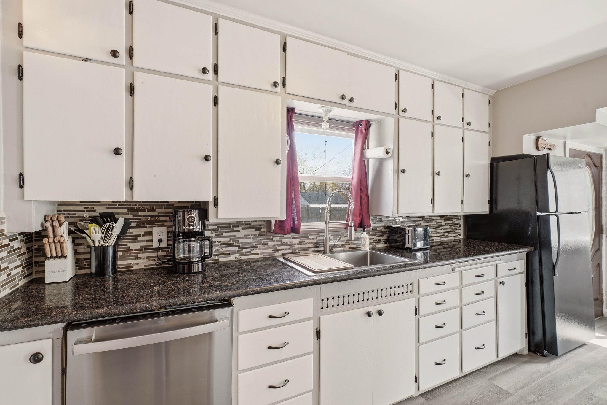 4224 North Maple Street Spokane, WA 99205 - Photo 11 of 38