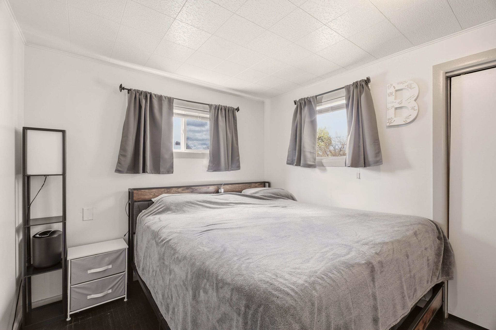 4224 North Maple Street Spokane, WA 99205 - Photo 13 of 38