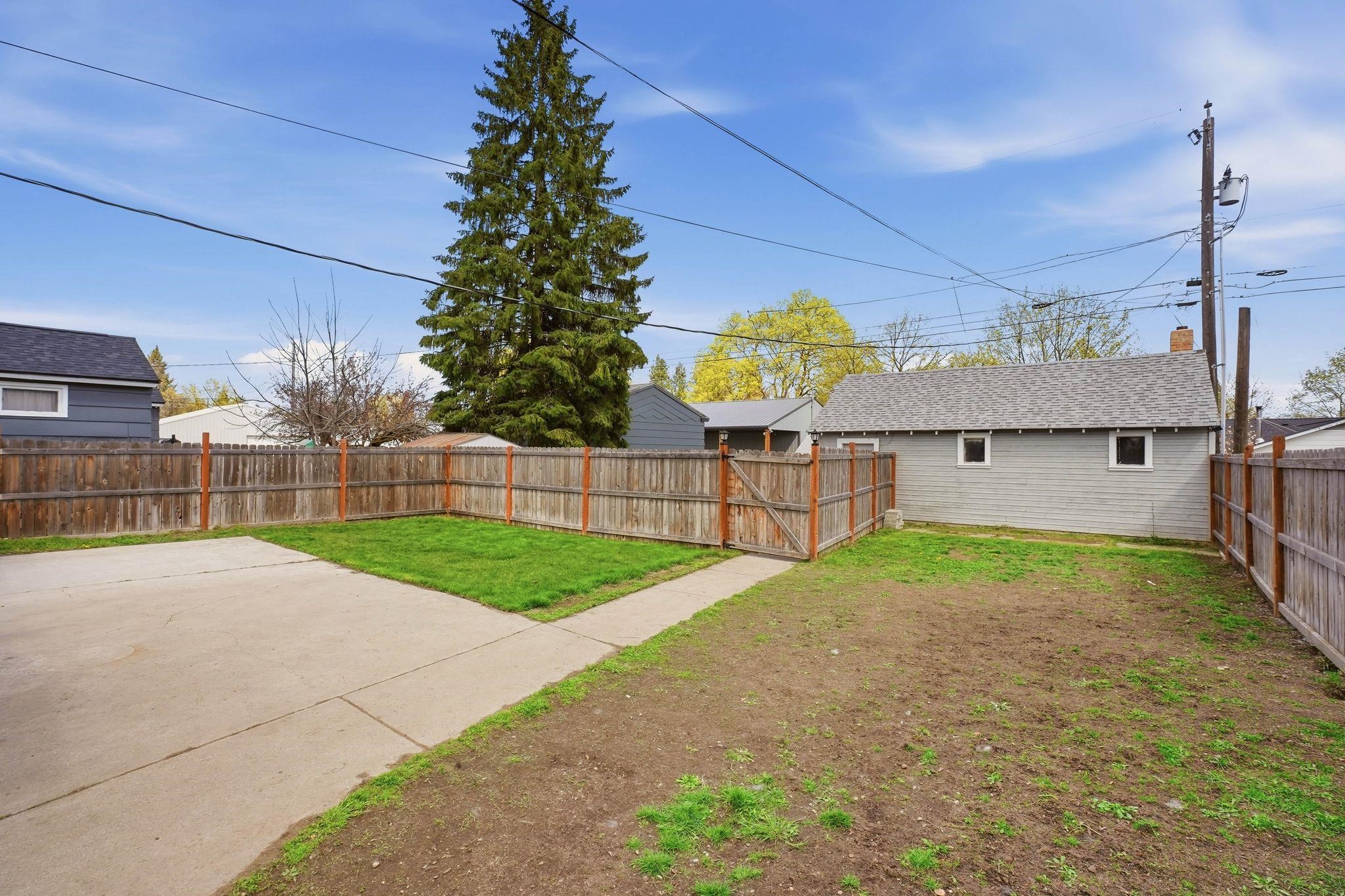 4224 North Maple Street Spokane, WA 99205 - Photo 24 of 38