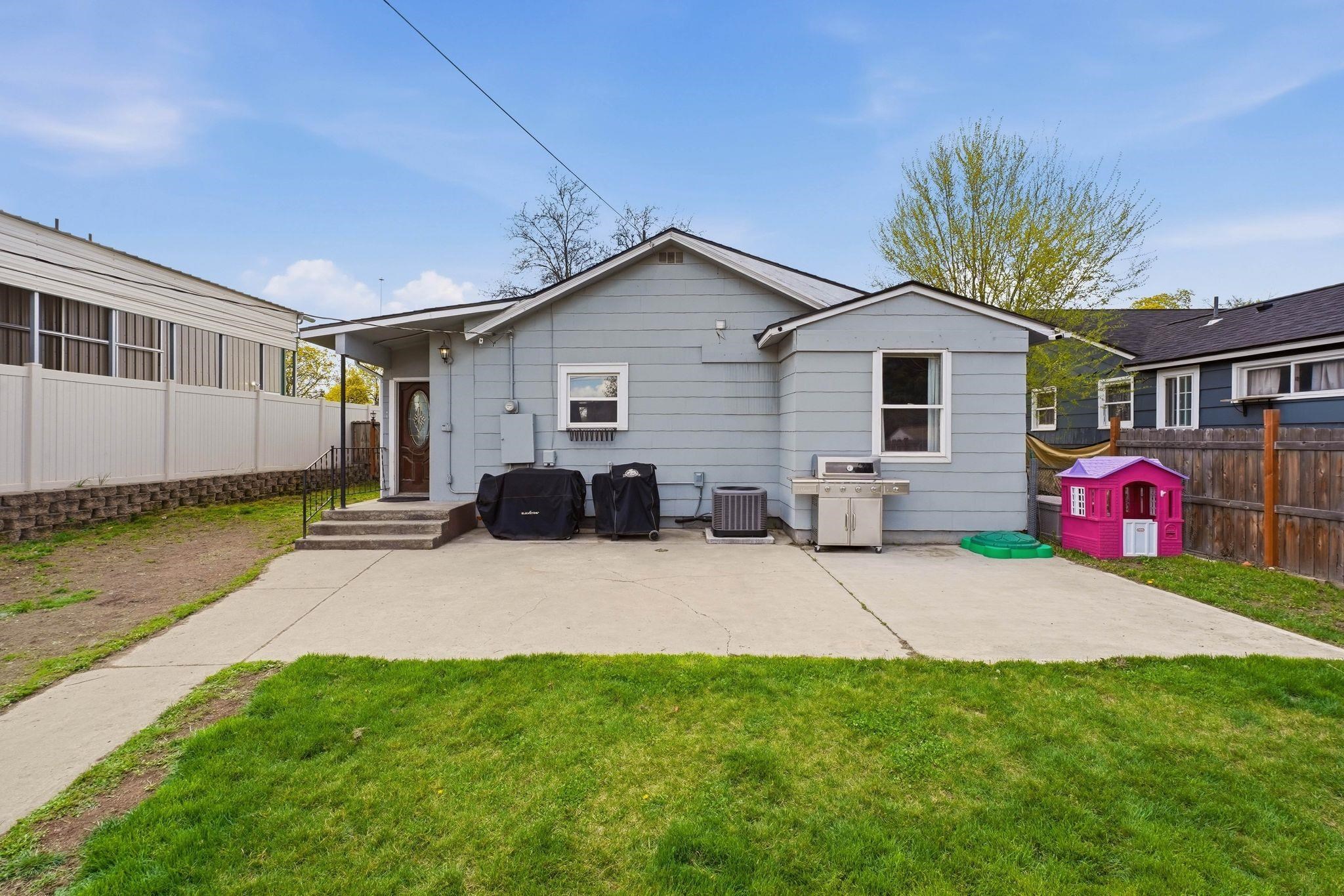 4224 North Maple Street Spokane, WA 99205 - Photo 27 of 38