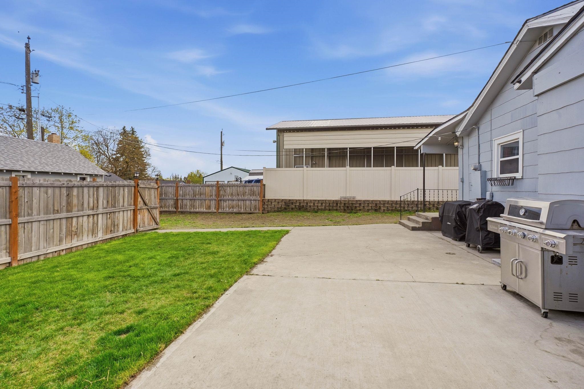 4224 North Maple Street Spokane, WA 99205 - Photo 29 of 38