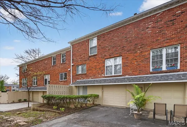 $259,000 | 13419 Forestlac Drive, Chesterfield, MO 63141