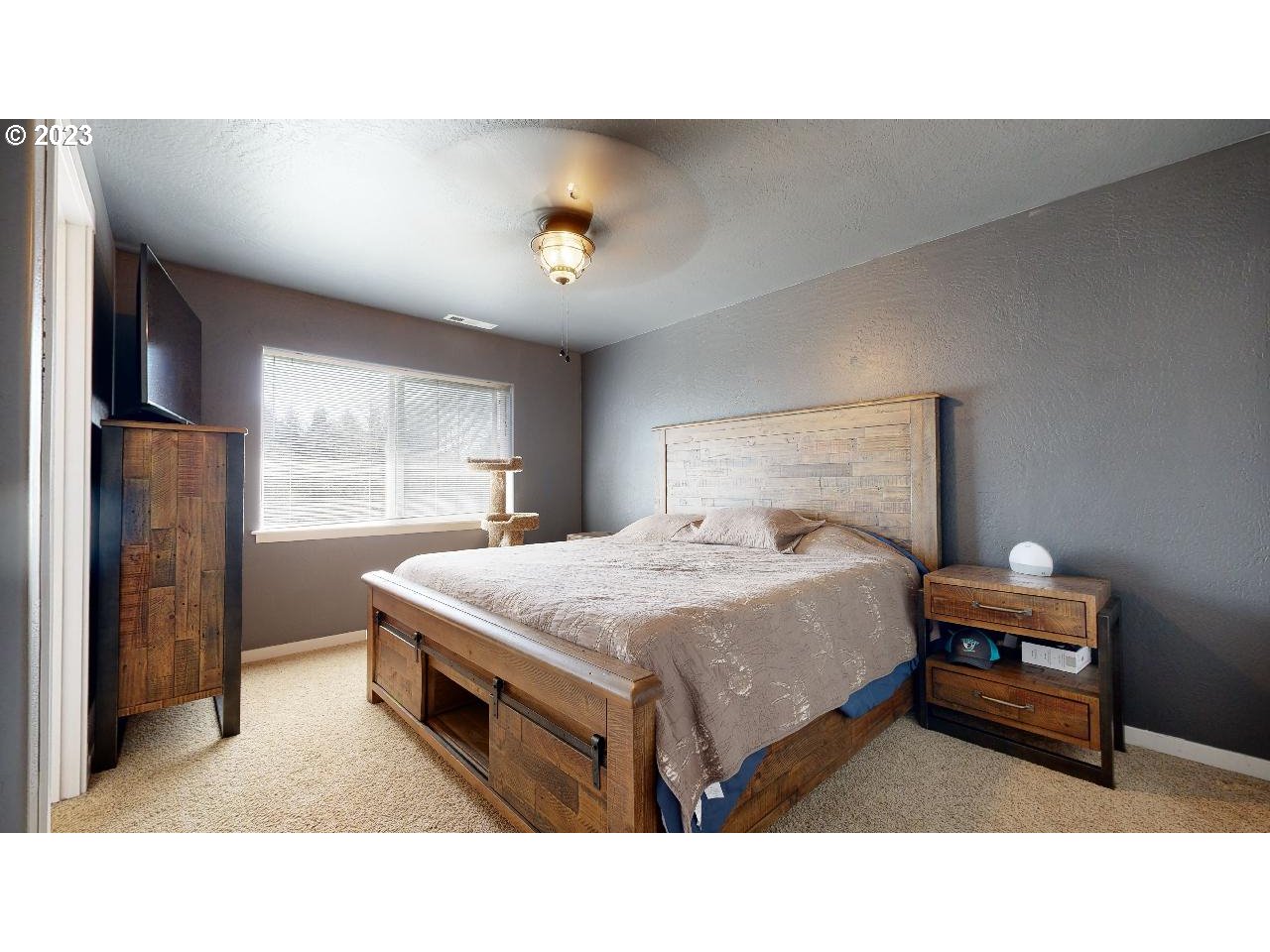 99206 Winchuck River Road Brookings, OR 97415 - Photo 17 of 30 Bedroom, Primary