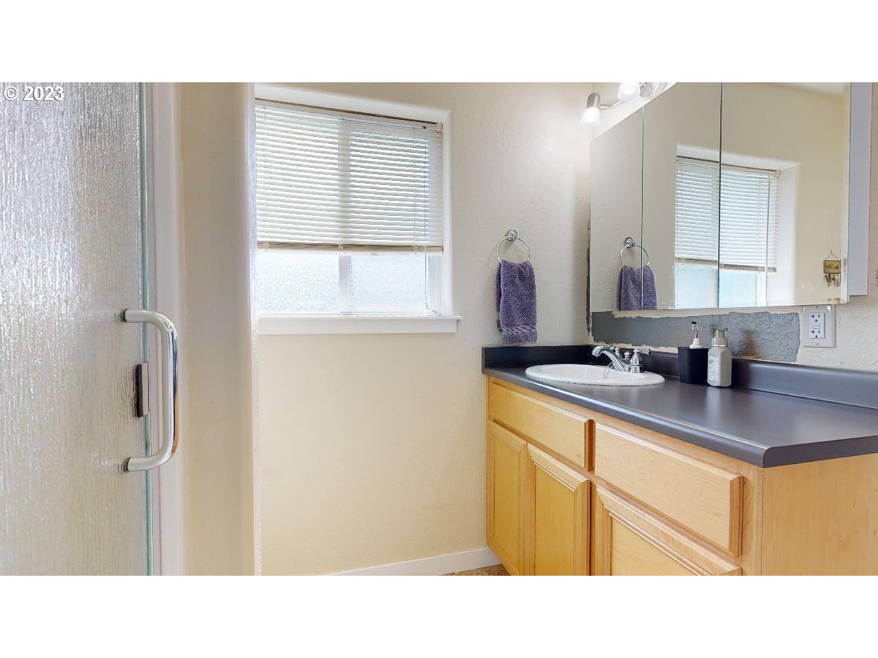 99206 Winchuck River Road Brookings, OR 97415 - Photo 20 of 30 Bathroom, Attached