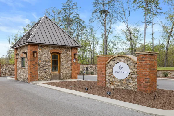 $735,000 | 140 Portside Way, Jasper, TN 37347