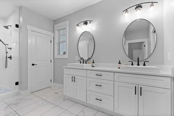 $735,000 | 140 Portside Way, Jasper, TN 37347