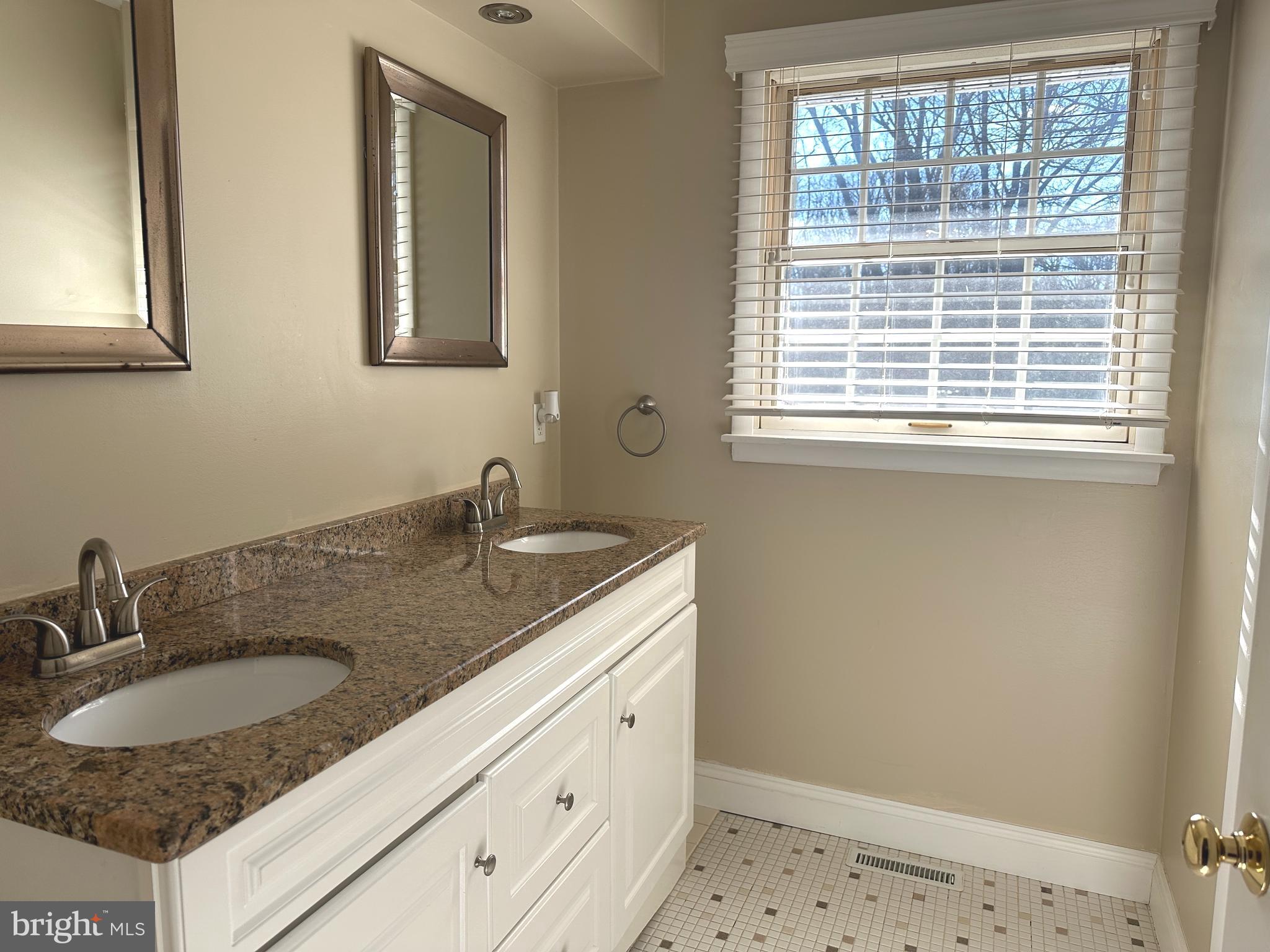 410 Ogden Sta Road Wenonah, NJ 08090 - Photo 25 of 33 Gallery Image 25