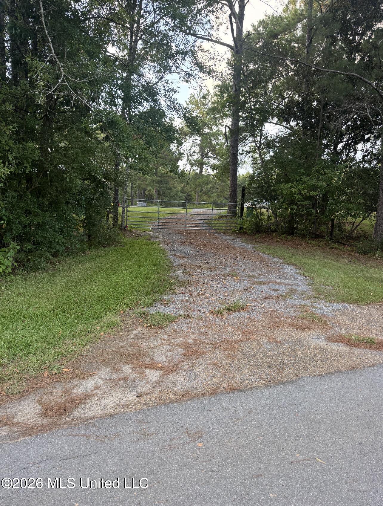 15528 Broadus Road Saucier, MS 39574 - Photo 14 of 15 IMG_9088
