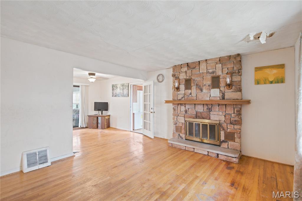 9535 MacKenzie Road Affton, MO 63123 - Photo 4 of 22 Gallery Image 4