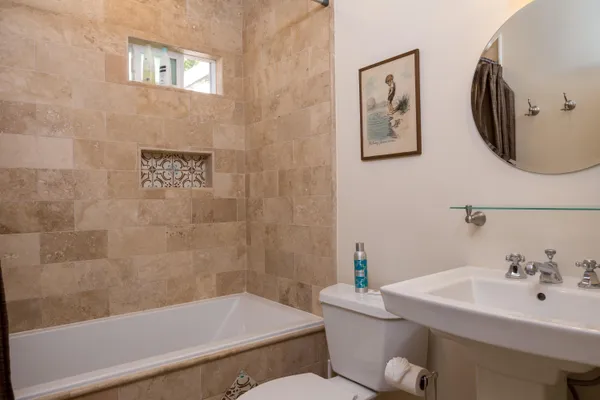 $8,500 | 106 West Islay Street, Santa Barbara, CA 93101