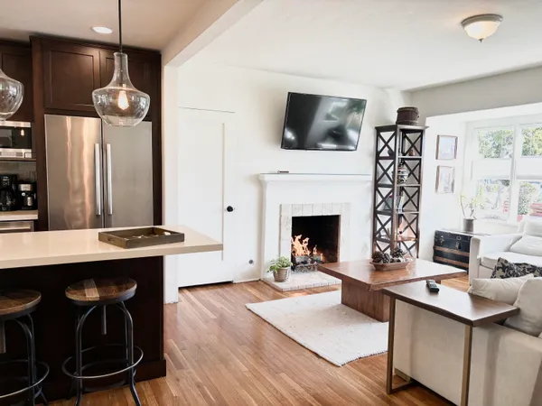 $8,500 | 106 West Islay Street, Santa Barbara, CA 93101