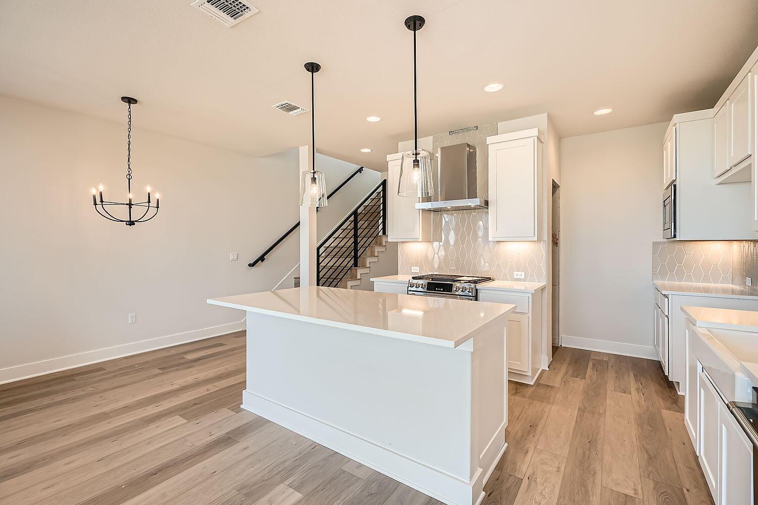 9027 Cattle Baron Path Austin, TX 78747 - Photo 7 of 29 Gallery Image 7
