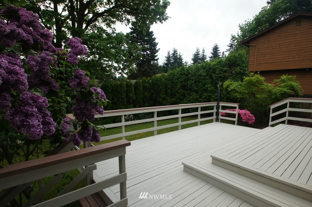 18320 108th Place Southeast Renton, WA 98055 - Photo 14 of 15 Gallery Image 14