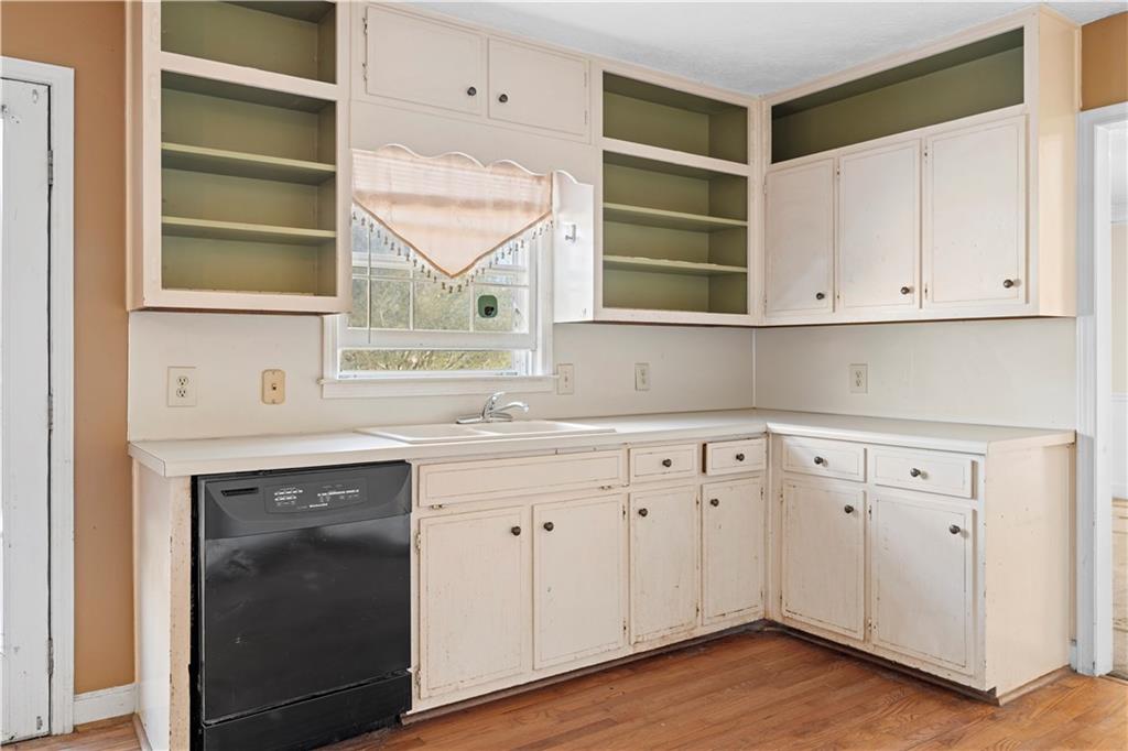 2250 Ridge Forest Drive Grayson, GA 30017 - Photo 12 of 44