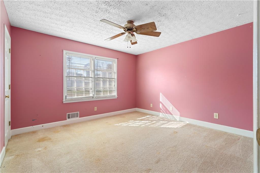 2250 Ridge Forest Drive Grayson, GA 30017 - Photo 17 of 44