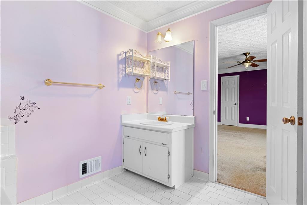 2250 Ridge Forest Drive Grayson, GA 30017 - Photo 22 of 44