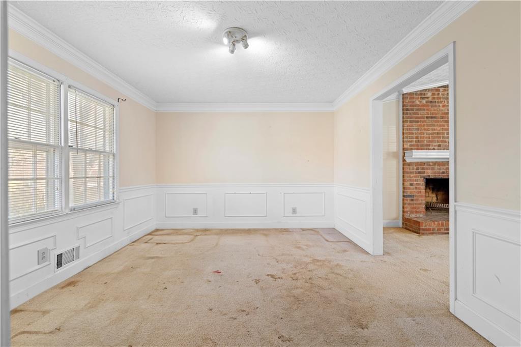 2250 Ridge Forest Drive Grayson, GA 30017 - Photo 5 of 44