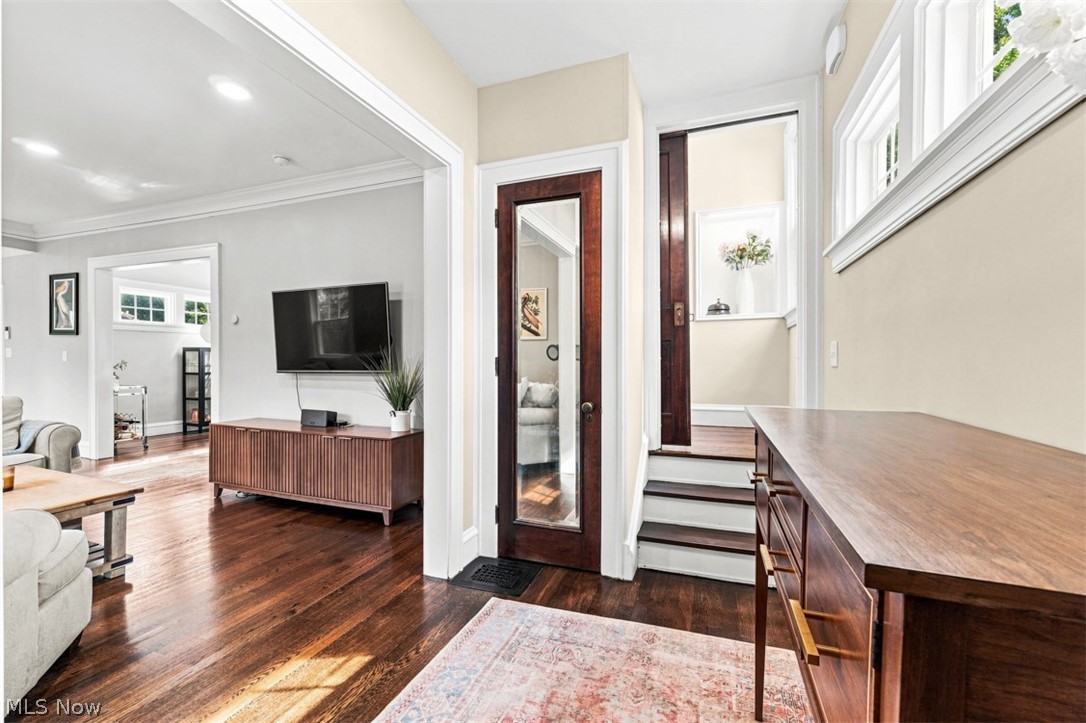3034 Somerton Road Cleveland Heights, OH 44118 - Photo 6 of 49 Gallery Image 6