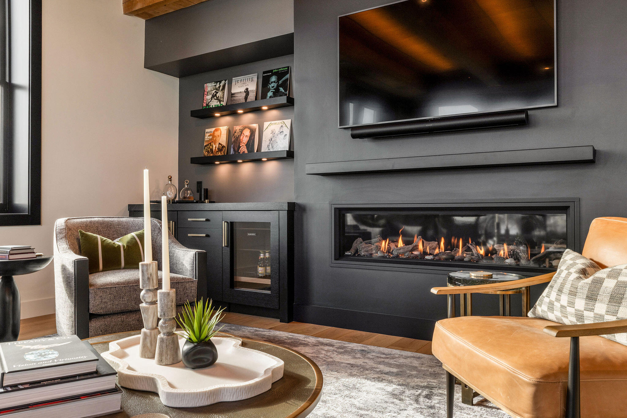 601 East Erie Street, Unit 316 Milwaukee, WI 53202 - Photo 15 of 69 29