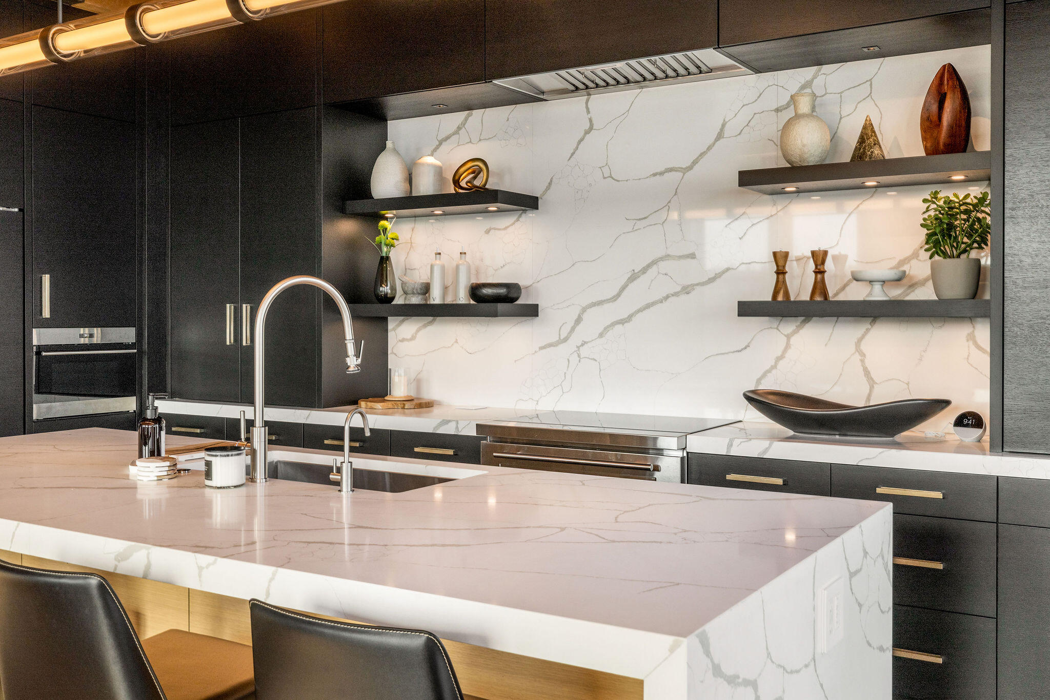 601 East Erie Street, Unit 316 Milwaukee, WI 53202 - Photo 21 of 69 23