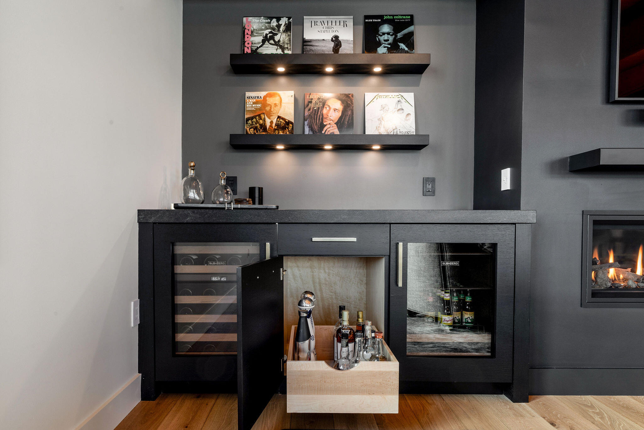 601 East Erie Street, Unit 316 Milwaukee, WI 53202 - Photo 23 of 69 36