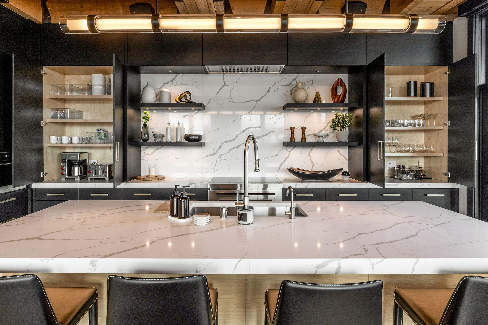 601 East Erie Street, Unit 316 Milwaukee, WI 53202 - Photo 24 of 69 35