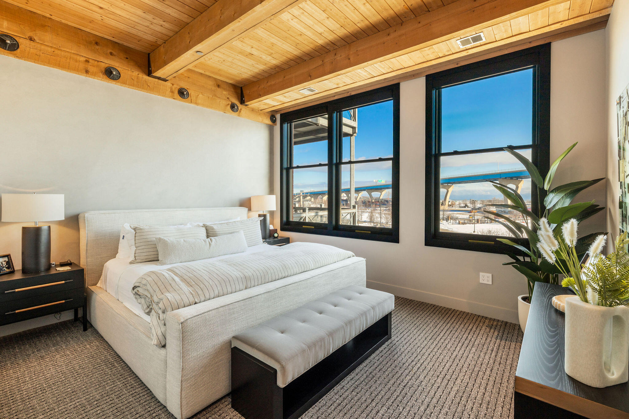 601 East Erie Street, Unit 316 Milwaukee, WI 53202 - Photo 31 of 69 14