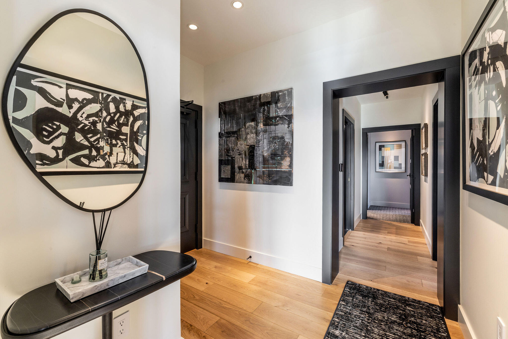 601 East Erie Street, Unit 316 Milwaukee, WI 53202 - Photo 4 of 69 19