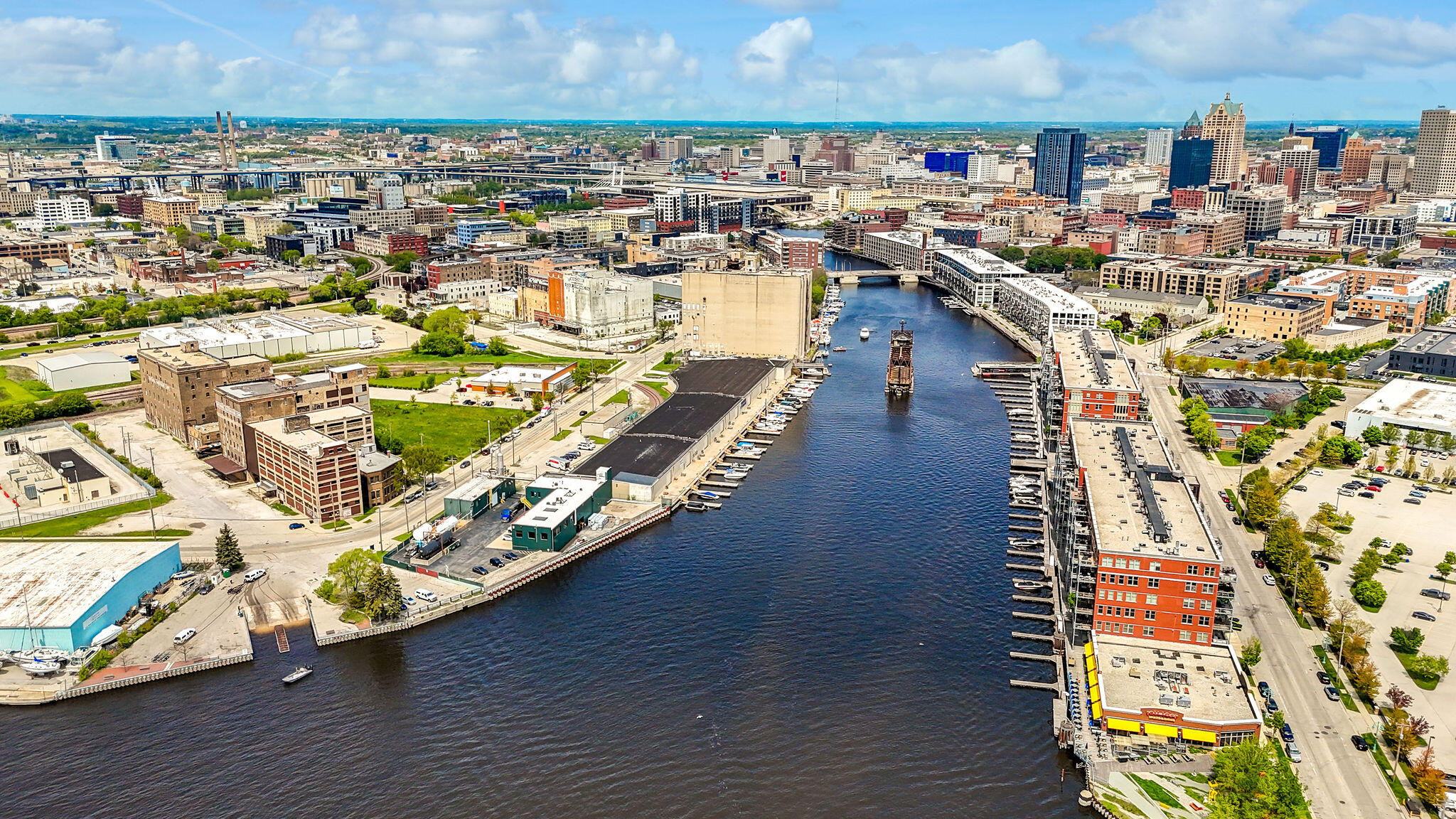 601 East Erie Street, Unit 316 Milwaukee, WI 53202 - Photo 60 of 69 49